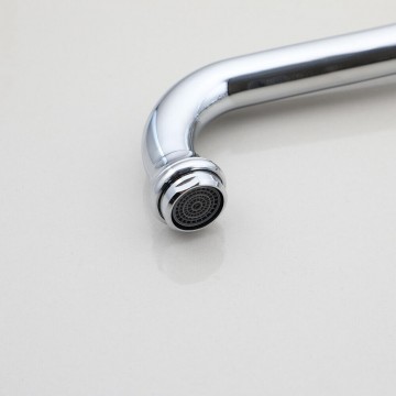 Uitloop chroom wastafelkraan