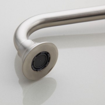 Uitloop hoge geborsteld nikkel mengkraan