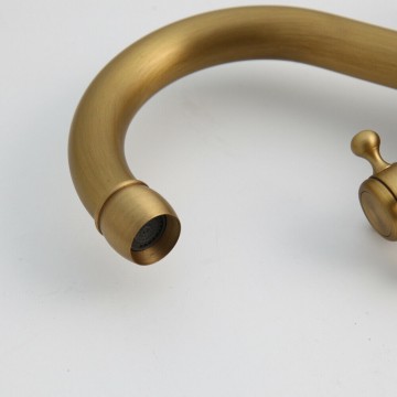 Uitloop hoge kraan 0