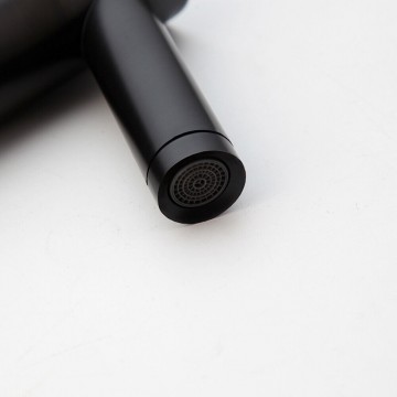 Uitloop perlator zwarte sensorkraan