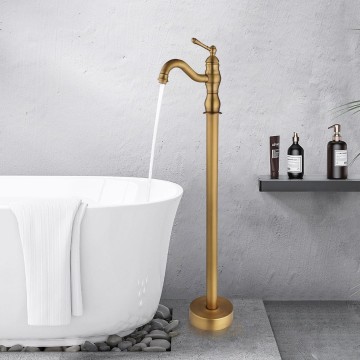 Vrijstaande bronskleurige landelijke badkraan 5