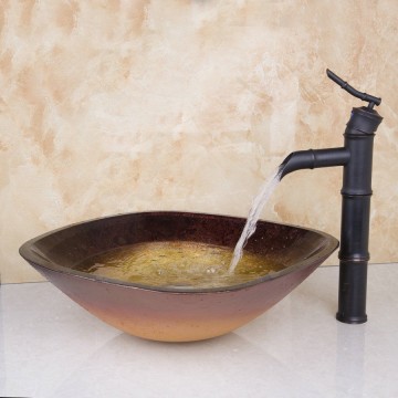 Waskom met bamboekraan