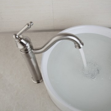 Wastafelkraan nikkel