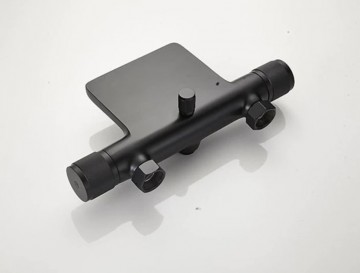 Waterval mengkraan badkraan zwart