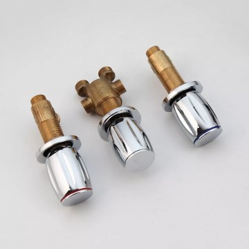 Watervalbadkraanswan chroom 7