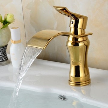 Watervalkraan goudkleurig