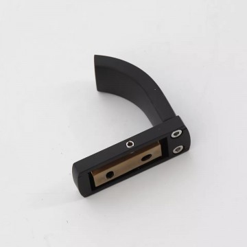 Zij aanzicht modern zwart badkamerhaakje