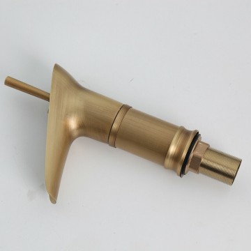 Zij aanzicht waterval mengkraan