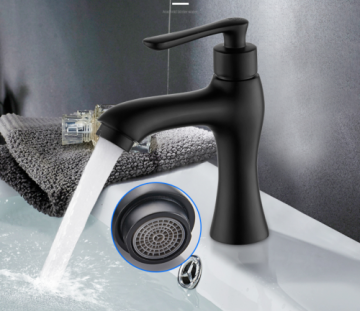 Zwart kraan wastafel