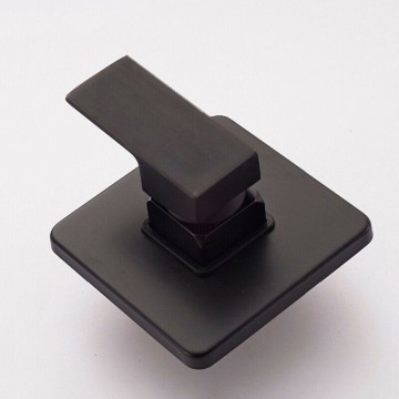 Zwarte bedieningshendel 1