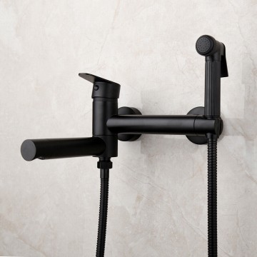Zwarte bidetsproeier meng kraan