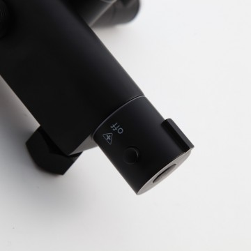 Zwarte douche bediening