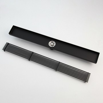 Zwarte grote regendouche afvoer 1