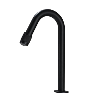 Zwarte koud water fonteinkraan