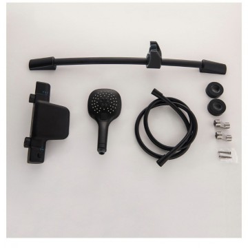 Zwarte thermostatische badkraan met glijstang 7