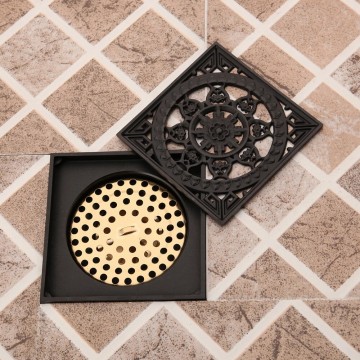 Zwarte vloerput doucheput onderaansluiting