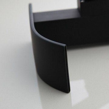 Zwarte waterval uitloop